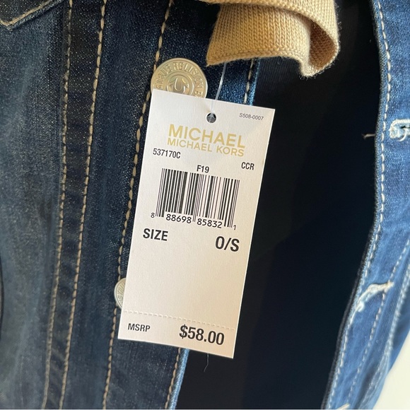 Michael Kors Signature Knit Scarf - Picture 3 of 5